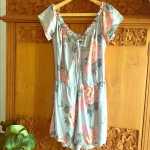 Off shoulder floral romper- Kendall & Kylie